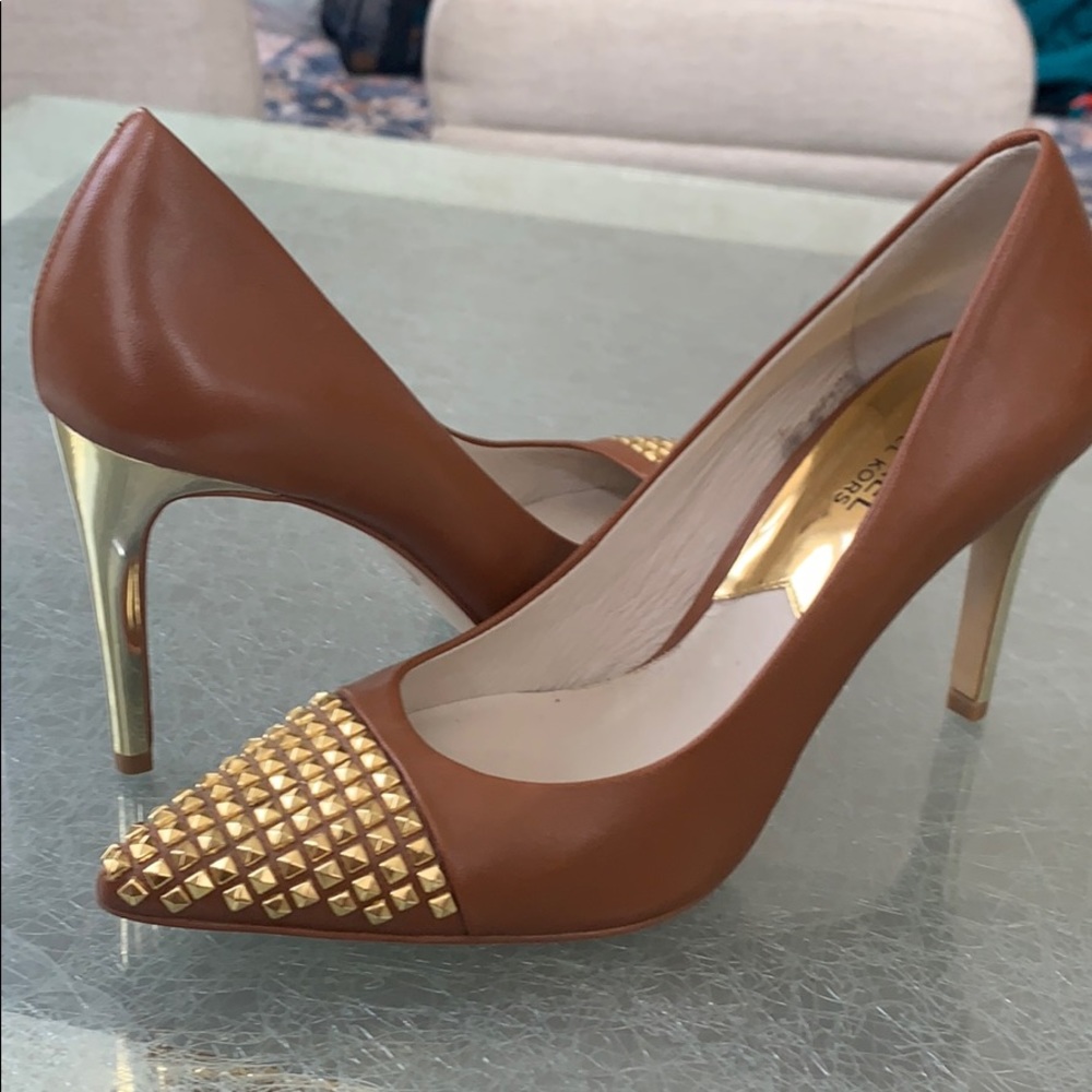 Michael kors size 8 heels *never worn